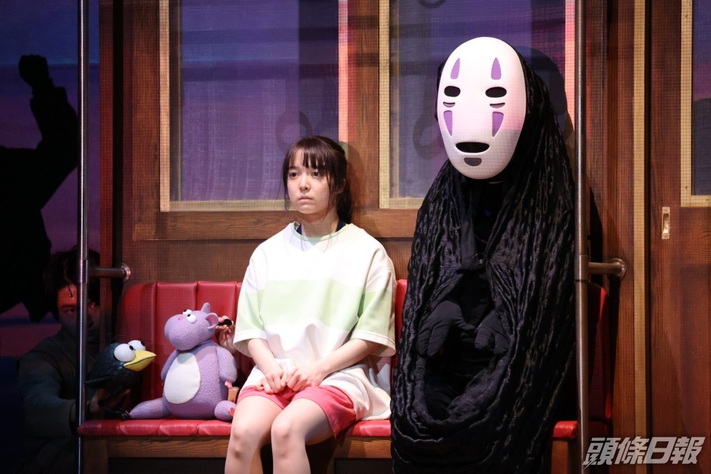 上白石萌音之前曾主演舞台劇《千與千尋》。